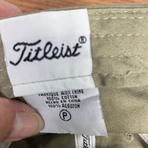 Titleist Golf Tan/black & white lettering adjustable strap OSFM - Picture 8 of 8